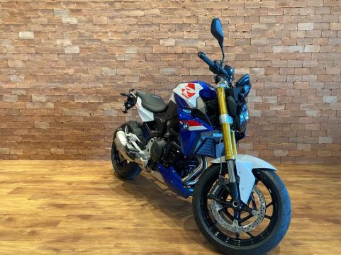 BMW F 900 R SPORT PLUS 