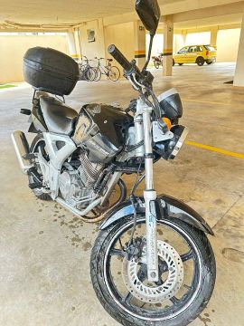 Moto Twister 250CC