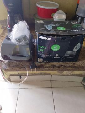 vendendo este inalador tá perfeito como na foto e tem pouco de uso quem quiser e só cham 