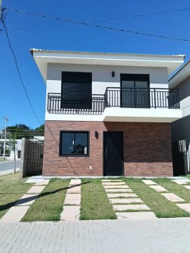 Kaza isolada 145m 4 suítes