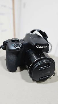 Canon Power shot SX60 HS 16.1 MegaPixels 