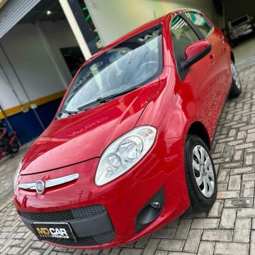 Fiat palio Attractive 2013 completo 