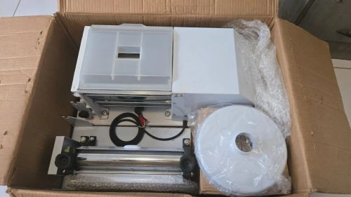 Máquina de massa caseira, moedor de carne e sovadeira 