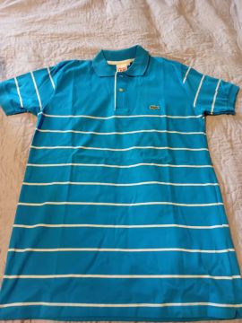 Polo Lacoste azul e branco listrada