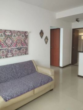 Apartamento térreo na Praia de Ipitanga - Lauro de Freitas