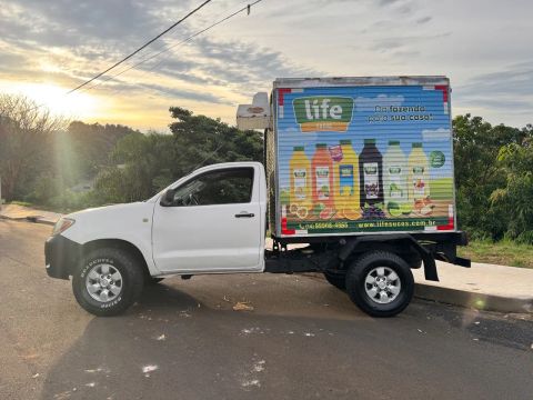 Hilux 4x4 Baú Refrigerado