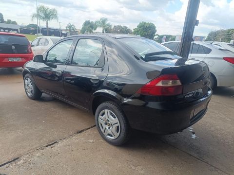 Prisma 1.0 flex ano 2011 