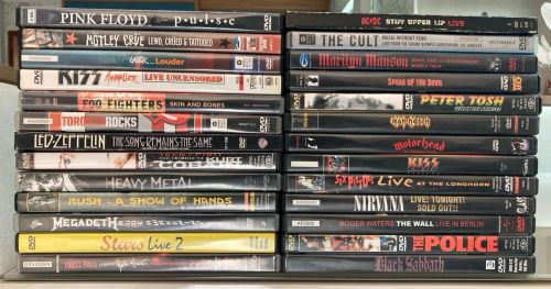 26 dvds,todos em perfeitíssimos estado,novos!