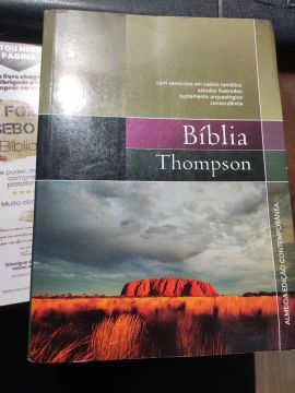Bíblia de referência Thompson - estudo Edição Contemporânea Almeida portátil