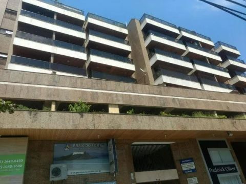 Apartamento estilo Cobertura a 2 quadras Praia do Forte