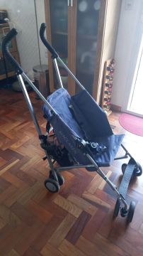 Carrinho de Bebê Maclaren - Azul