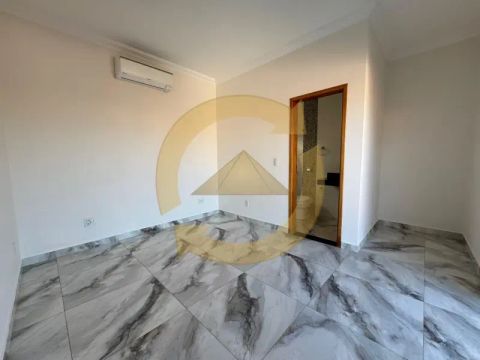 SOBRADO - PLANALTO VERDE