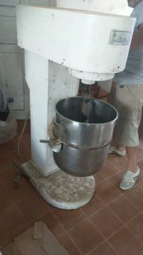 Vendo bateria usada para desocupar lugar 