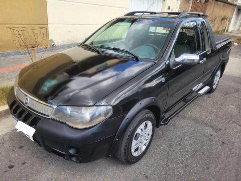 FIAT STRADA 2005 Usados e Novos