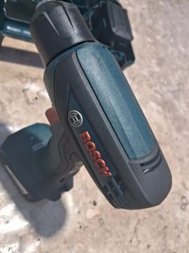 Parafusadeira/Furadeira Bosch - Nova!
