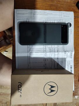 Motorola RAZR 40 