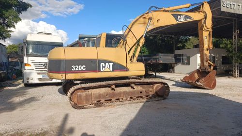 CAT 320C ÚNICO DONO 