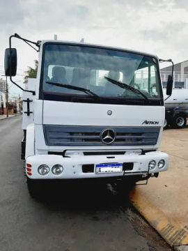 MB1719 atron 2014 comboio