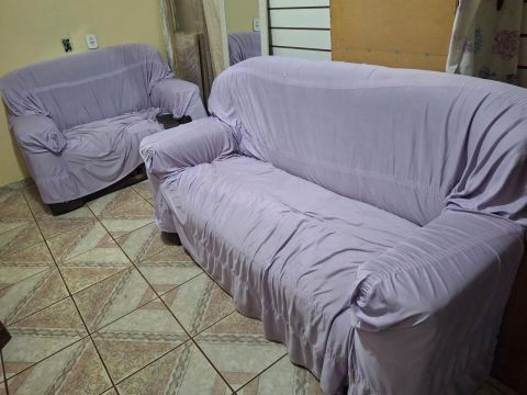 Conjunto de Sofás 2 e 3 lugares