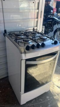 Fogão 4 Bocas Electrolux - Semi Novo