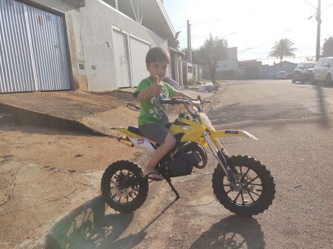 Mini Cross Infantil - Diversão Garantida!