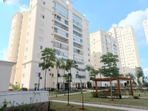 Apartamento à venda na Vila Brandina!