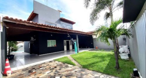 Casa dúplex no Santa Isabel com 4 quartos sendo 3 suítes DCE piscina financia