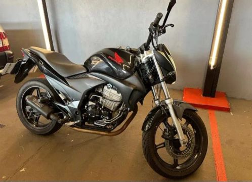 Honda CBX 250 Twister - Impecável
