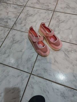 Par de Sapatos Rosa