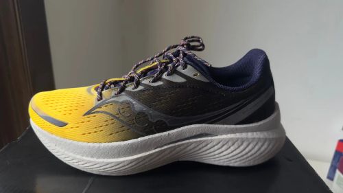 Tênis Saucony Endorphin Speed 3 - Novo