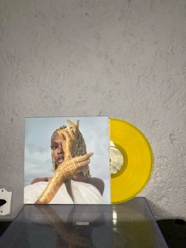 LP Xênia França - NOIZE