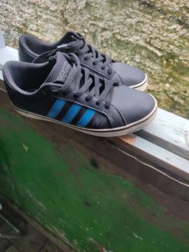 Tênis Adidas Preto