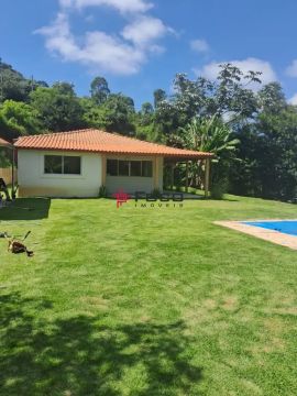Chácara á Venda em Igaratá em condomínio fechado - Pontal das Graças - 1.326m de Terreno