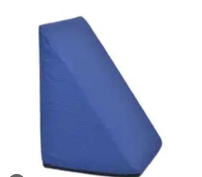 Almofada triangular 