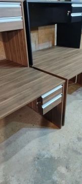 Mesa/escrivaninhas MDF 18mm, valor unitário com entrega r$550 à vista ou r$600 em até 3x 