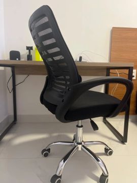 Cadeira de Escritório Ergonômica 