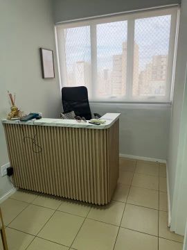 Balcão com gavetas