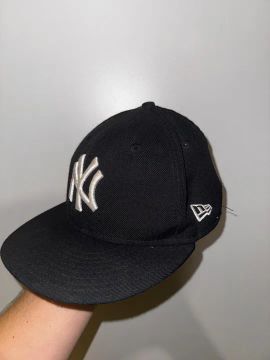 Boné New York Yankees Preto