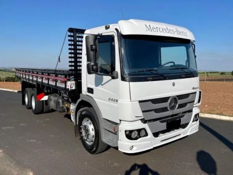 mb atego 2426 6x2 2012 carroceria