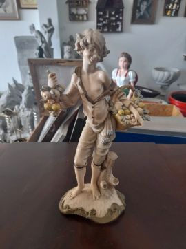 Estátua vendedor de fruta de resina