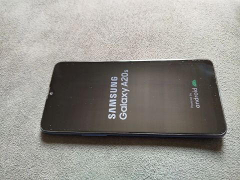 Samsung Galaxy A20s - usado