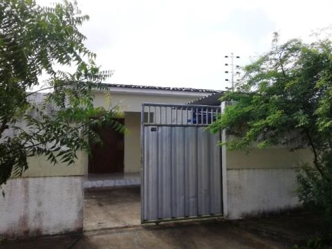 Casa de Esquina no Heitel Santiago