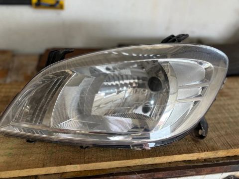 FAROL ORIGINAL CELTA ESQUERDO 