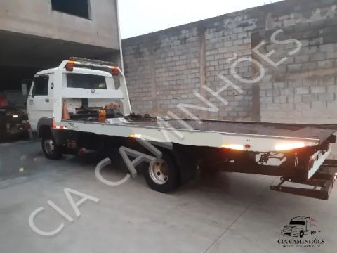 VW 8-150 ANO 2012 PLATAFORMA ASA DELTA 5,5M