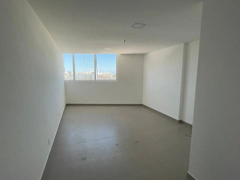 ED. GOLDEN BUSINESS CENTER - SALA COMERCIAL - SOL DA MANHÃ - GARAGEM - ELEVADOR - ÓTIMA LO