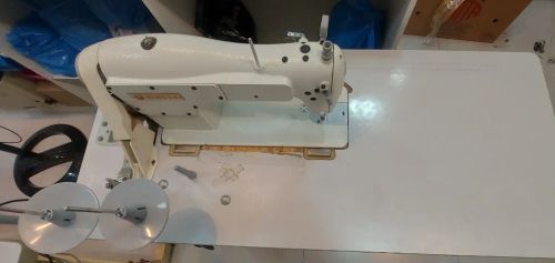Maquina reta industrial singer 