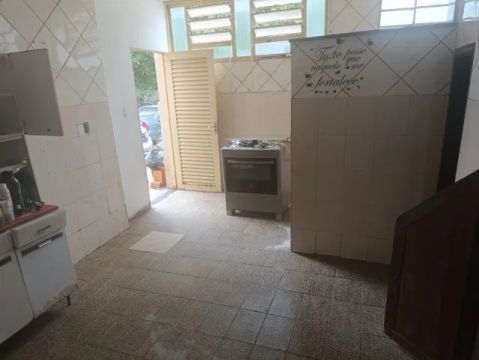 Kitnet Araés R$800,00