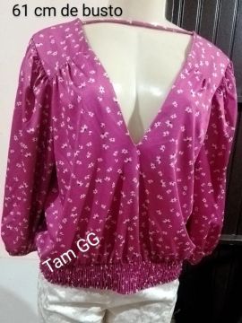 Blusa feminina rosa com flores - GG marca Renner serve até um 46