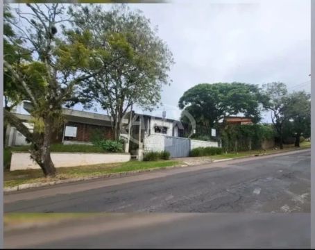 Casa de 360.0m² no bairro Três Figueiras, com 1 qu