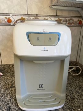 Bebedouro de água - Electrolux 